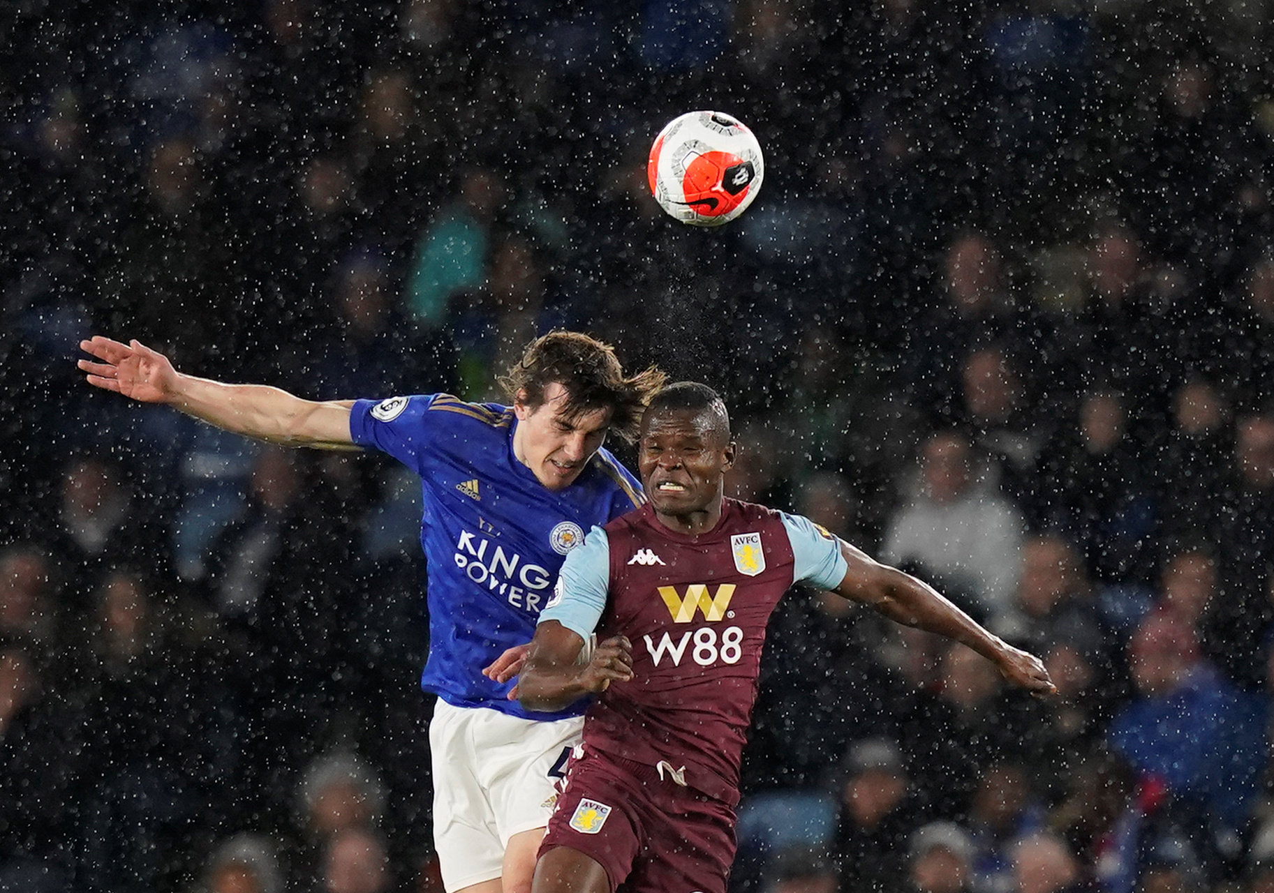 而是充满了 而是充满了